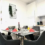 Kata Διαμέρισμα