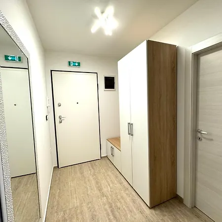 Apartment Kata *