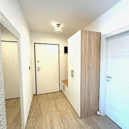 Kata Apartamento *