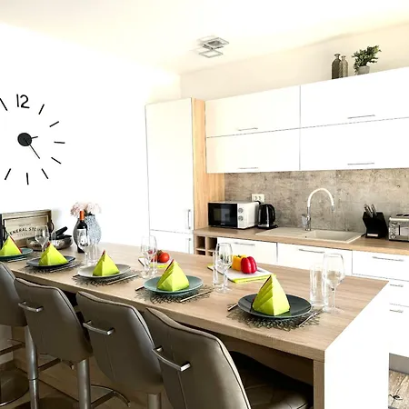 Kata Lejlighed